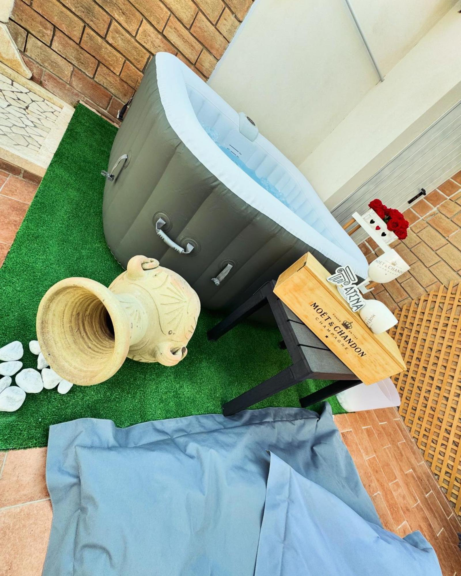 Atena B&B Apartments Platino San Silvestro  エクステリア 写真