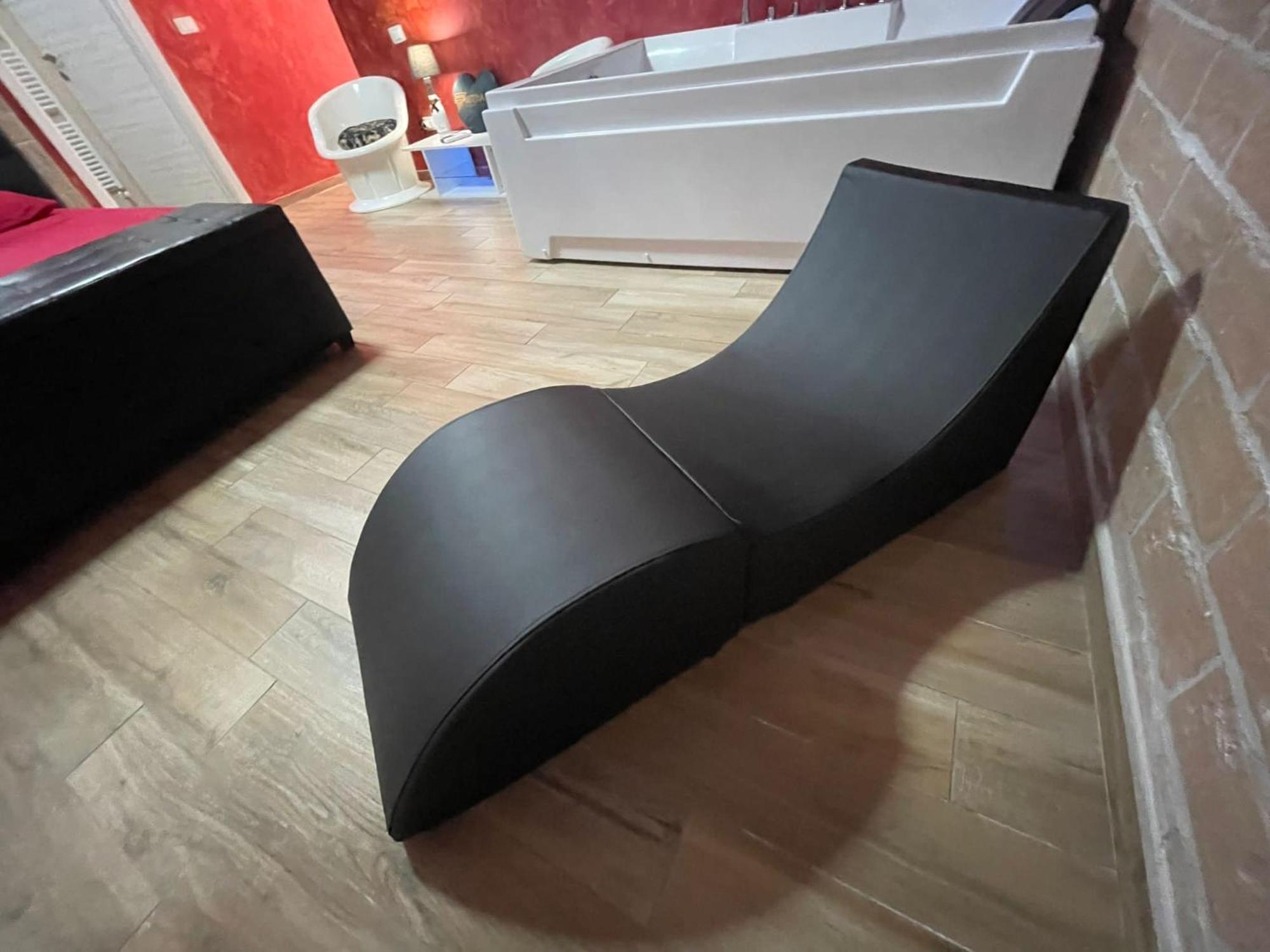Atena B&B Apartments Platino San Silvestro  エクステリア 写真